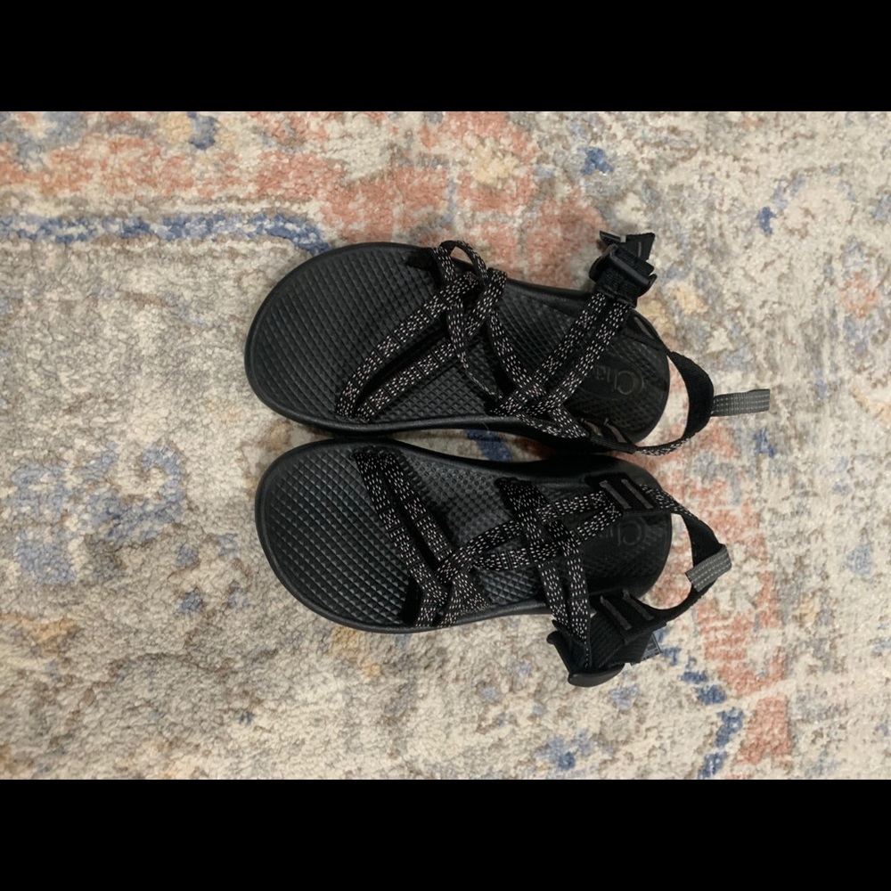 Chacos color black